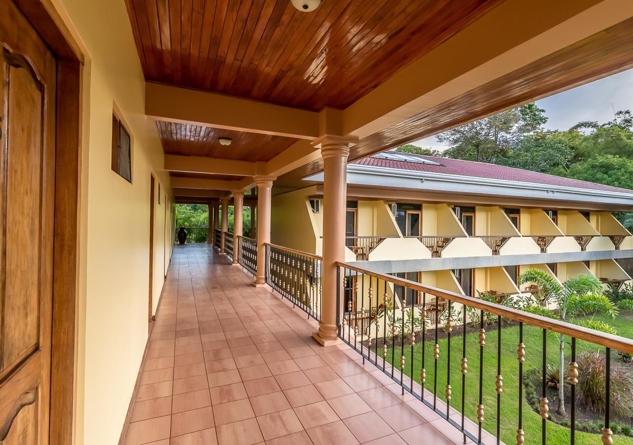 Hotel Manuel Antonio Exterior photo