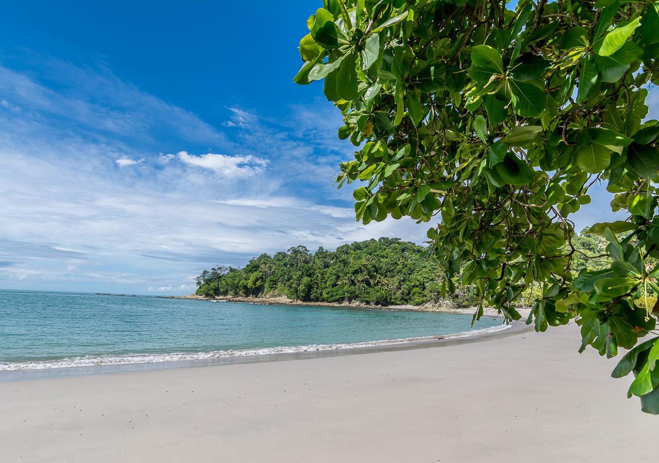 Hotel Manuel Antonio Exterior photo