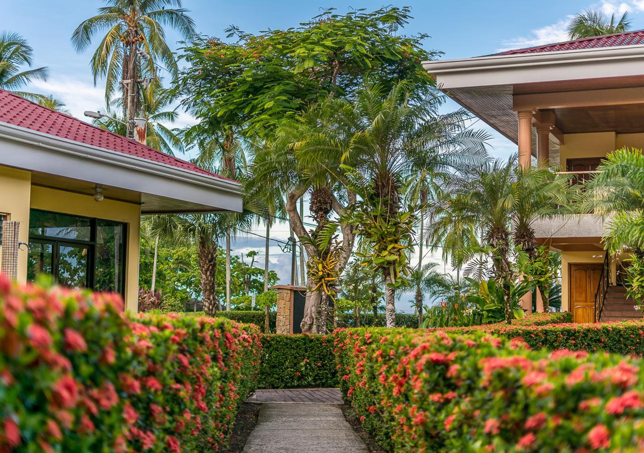 Hotel Manuel Antonio Exterior photo
