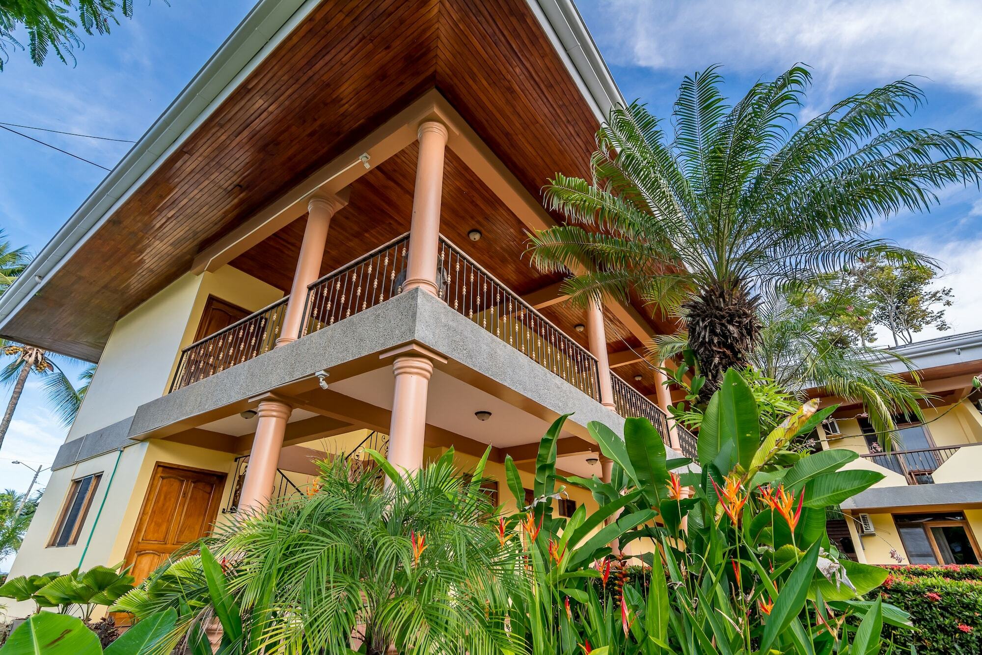 Hotel Manuel Antonio Exterior photo